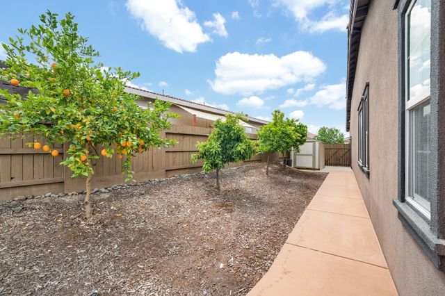 2305 Beamreach Ct, Lincoln, CA 95648