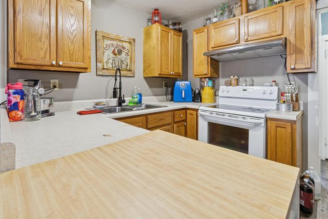 103 Mitchell Street, Greenfield, MO 65661