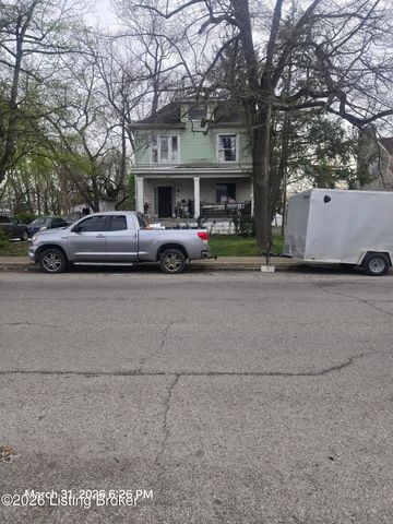 3638 River Park Dr, Louisville, KY 40211