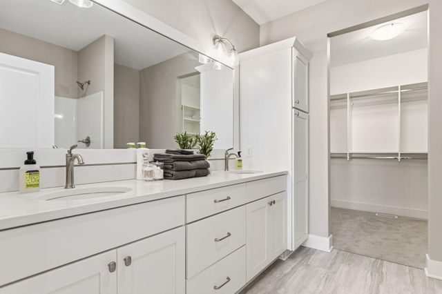 11909 Smithfield Drive, Holland Twp, MI 49424