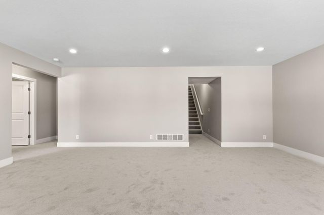 11909 Smithfield Drive, Holland Twp, MI 49424