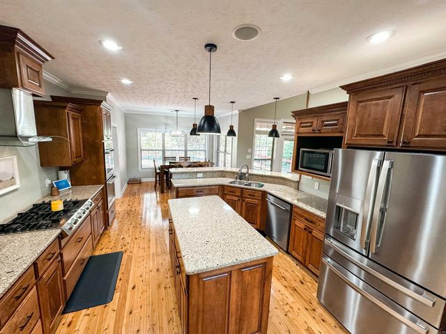 102 Gold Rush Drive, Searcy, AR 72143