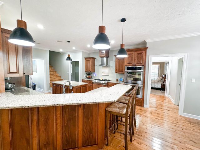 102 Gold Rush Drive, Searcy, AR 72143