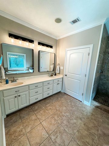 102 Gold Rush Drive, Searcy, AR 72143