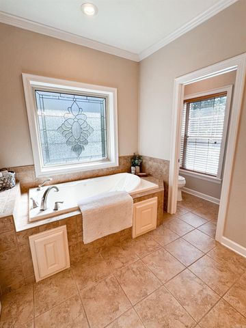 102 Gold Rush Drive, Searcy, AR 72143