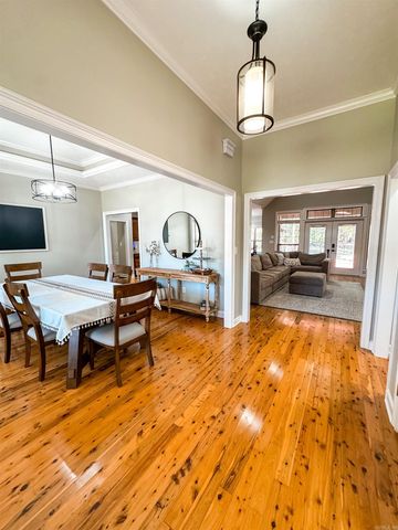 102 Gold Rush Drive, Searcy, AR 72143