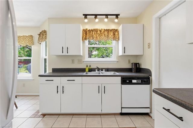 1346 Reedtown RD, Virginia Beach, VA 23455