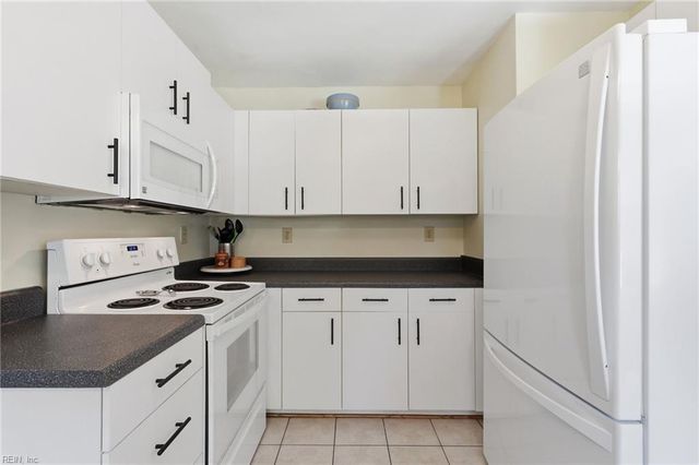 1346 Reedtown RD, Virginia Beach, VA 23455
