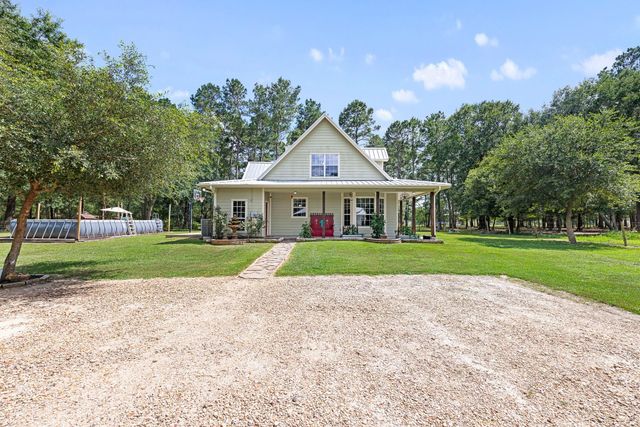 4986 Old Wagon Ln, Richards, TX 77873