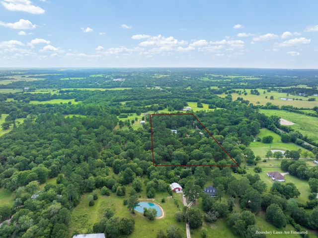 4986 Old Wagon Ln, Richards, TX 77873