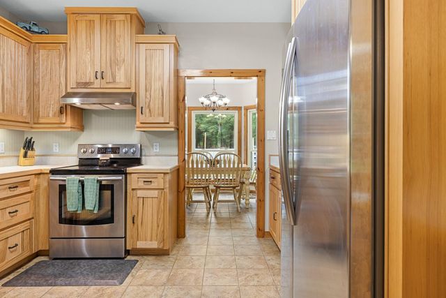 4986 Old Wagon Ln, Richards, TX 77873