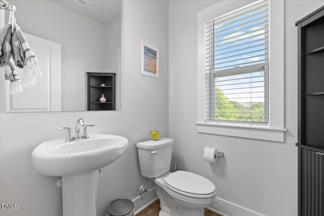 118 Sugar Run Drive, Fuquay Varina, NC 27526