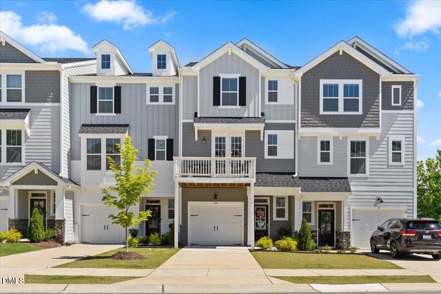 118 Sugar Run Drive, Fuquay Varina, NC 27526