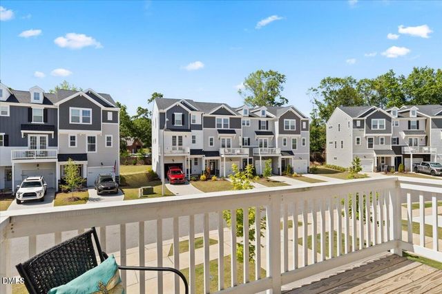 118 Sugar Run Drive, Fuquay Varina, NC 27526