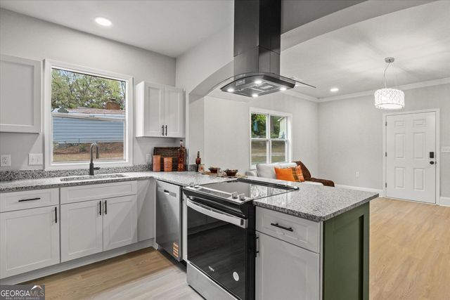 20 North Avenue, Hampton, GA 30228