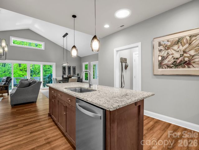 29 Stonehollow Lane, Brevard, NC 28712