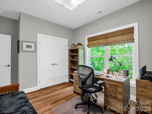 29 Stonehollow Lane, Brevard, NC 28712