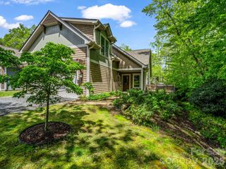 29 Stonehollow Lane, Brevard, NC 28712