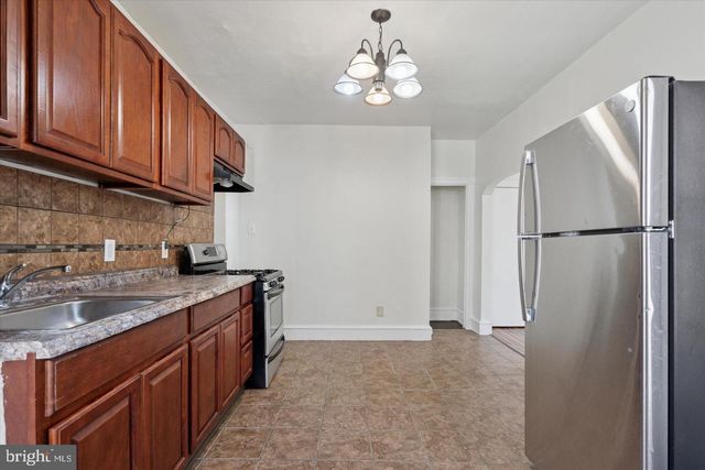 903 W DUNCANNON AVE, Philadelphia, PA 19141