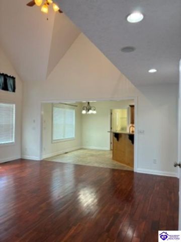 107 McClendon Hills Lane, Elizabethtown, KY 42701