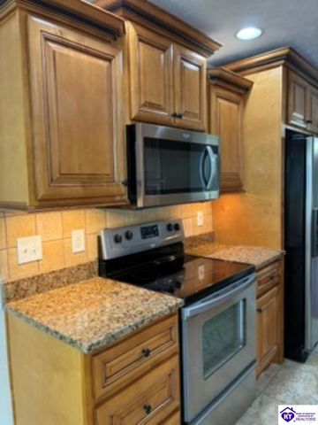 107 McClendon Hills Lane, Elizabethtown, KY 42701