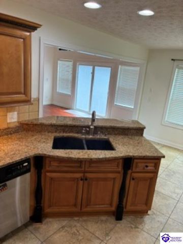 107 McClendon Hills Lane, Elizabethtown, KY 42701