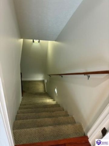 107 McClendon Hills Lane, Elizabethtown, KY 42701