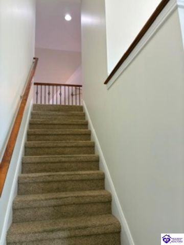 107 McClendon Hills Lane, Elizabethtown, KY 42701
