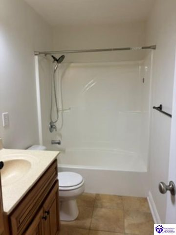 107 McClendon Hills Lane, Elizabethtown, KY 42701