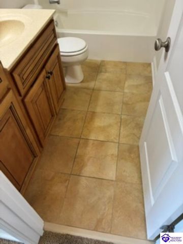 107 McClendon Hills Lane, Elizabethtown, KY 42701