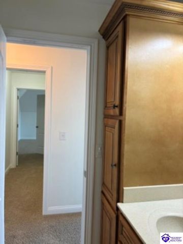 107 McClendon Hills Lane, Elizabethtown, KY 42701