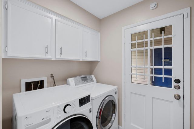 1718 S Kirkwood Road, Houston, TX 77077