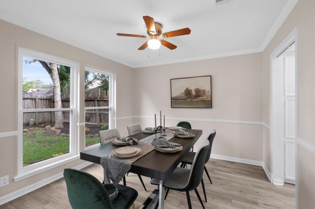 1718 S Kirkwood Road, Houston, TX 77077