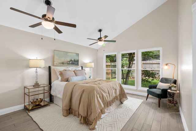 1718 S Kirkwood Road, Houston, TX 77077