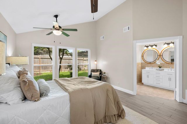 1718 S Kirkwood Road, Houston, TX 77077