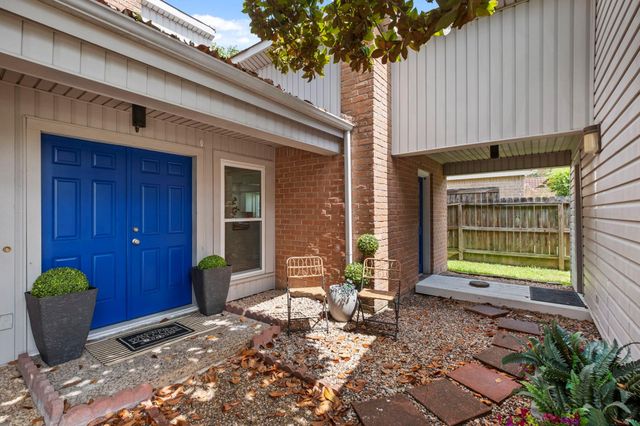 1718 S Kirkwood Road, Houston, TX 77077