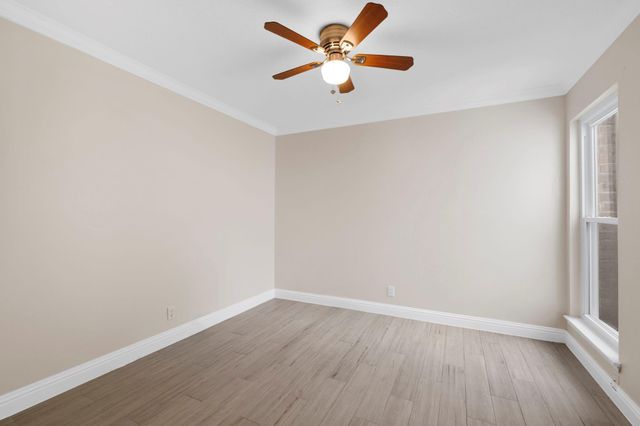 1718 S Kirkwood Road, Houston, TX 77077