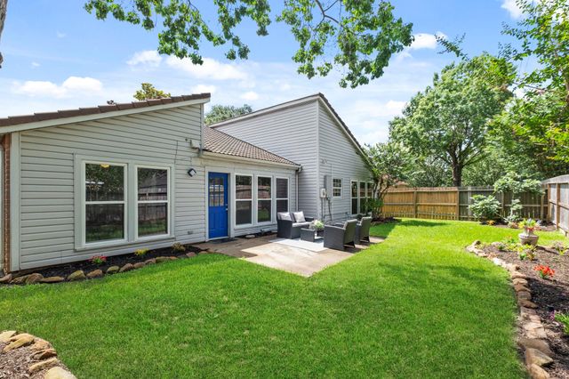 1718 S Kirkwood Road, Houston, TX 77077