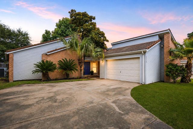 1718 S Kirkwood Road, Houston, TX 77077