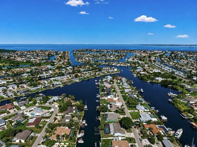 708 SPANISH MAIN DRIVE, Apollo Beach, FL 33572