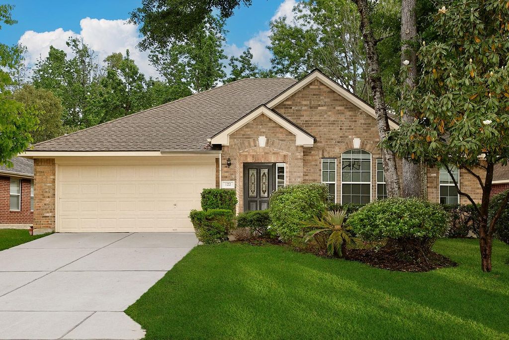 122 Abram, The Woodlands, TX 77382
