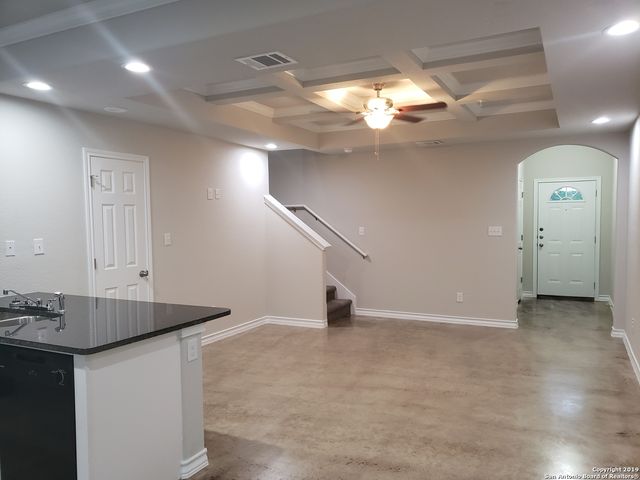 8406 Flika Hls Unit 2, Selma, TX 78154