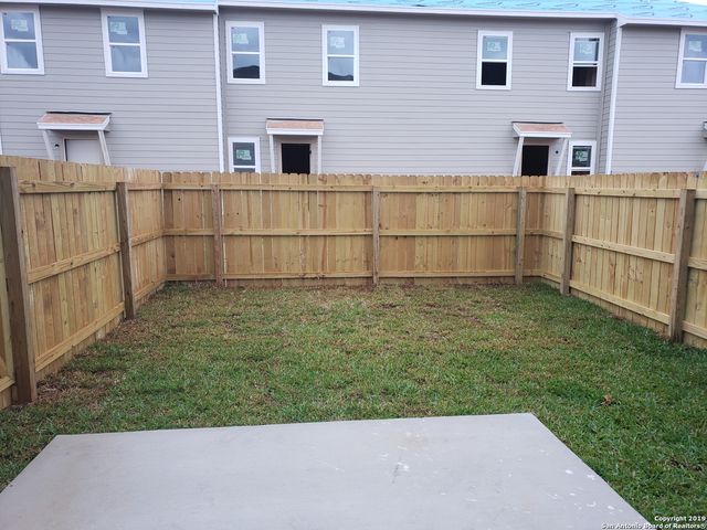 8406 Flika Hls Unit 2, Selma, TX 78154