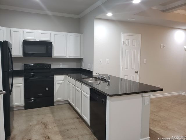 8406 Flika Hls Unit 2, Selma, TX 78154