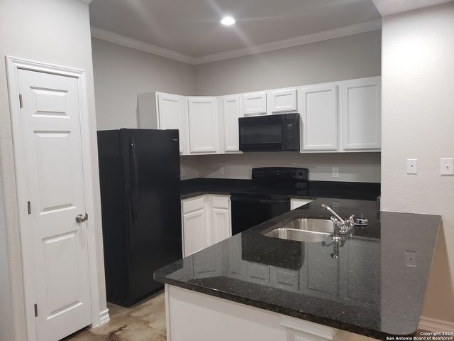 8406 Flika Hls Unit 2, Selma, TX 78154