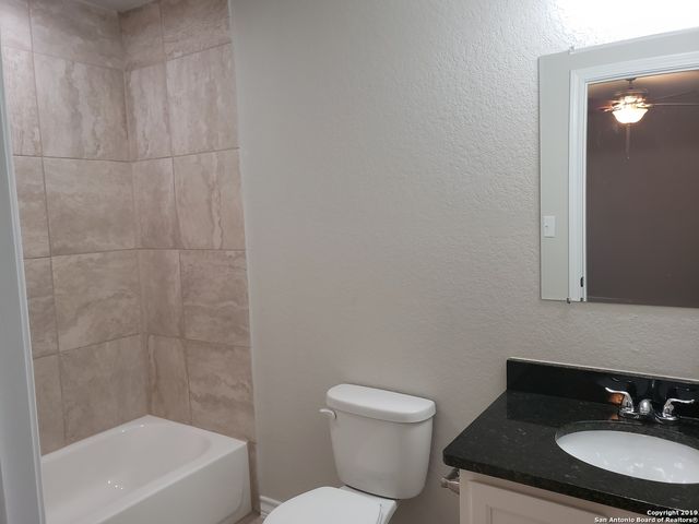 8406 Flika Hls Unit 2, Selma, TX 78154