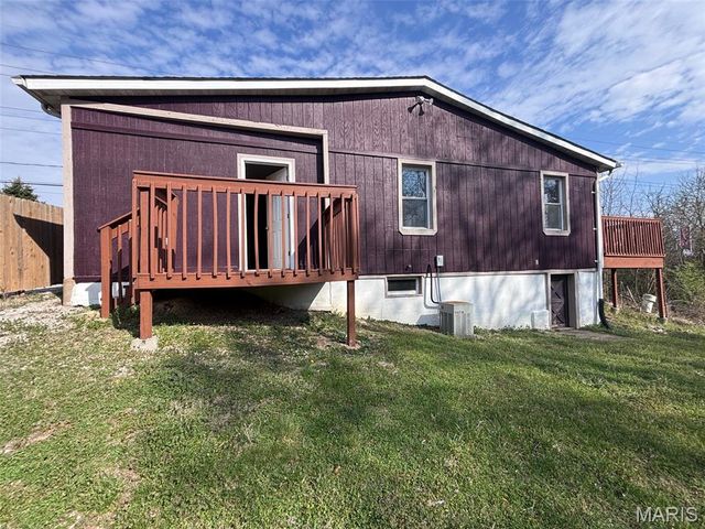 7919 N Illinois Street, Caseyville, IL 62232