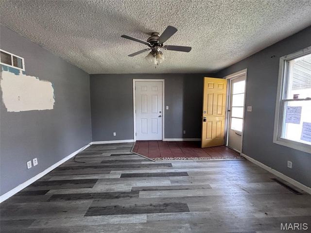 7919 N Illinois Street, Caseyville, IL 62232