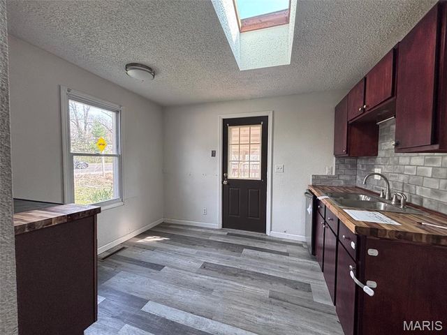 7919 N Illinois Street, Caseyville, IL 62232