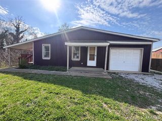 7919 N Illinois Street, Caseyville, IL 62232